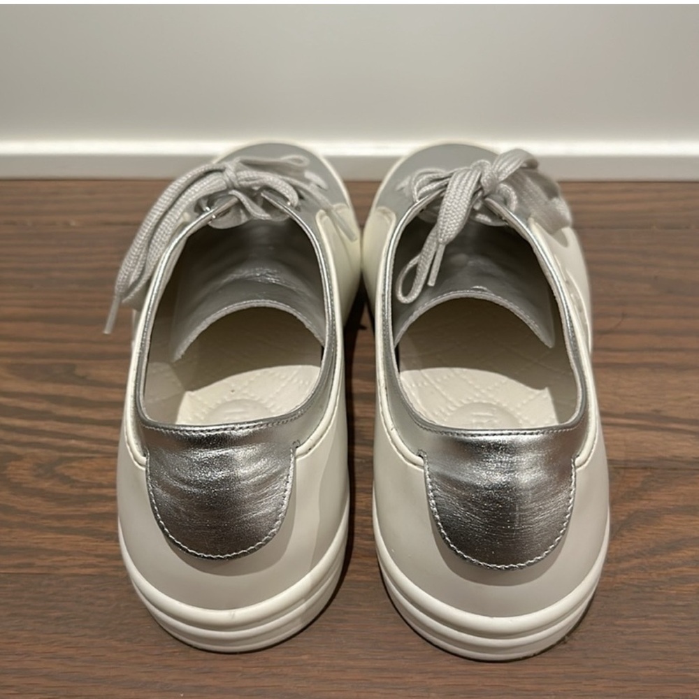 CHANEL Silver and White Reflective Sneakers with Minimalist Design - Picture 2 of 8